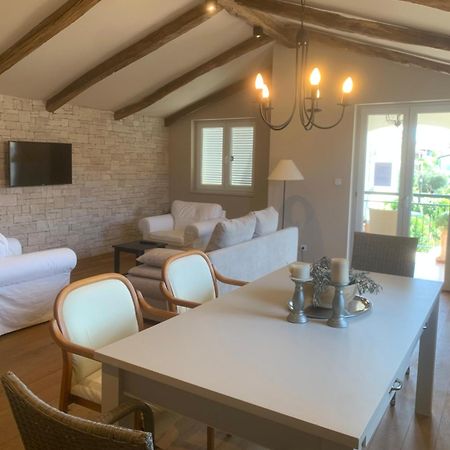 Dachgeschoss-Apartment "Andemi" In Istrien Novigrad Istria Dış mekan fotoğraf